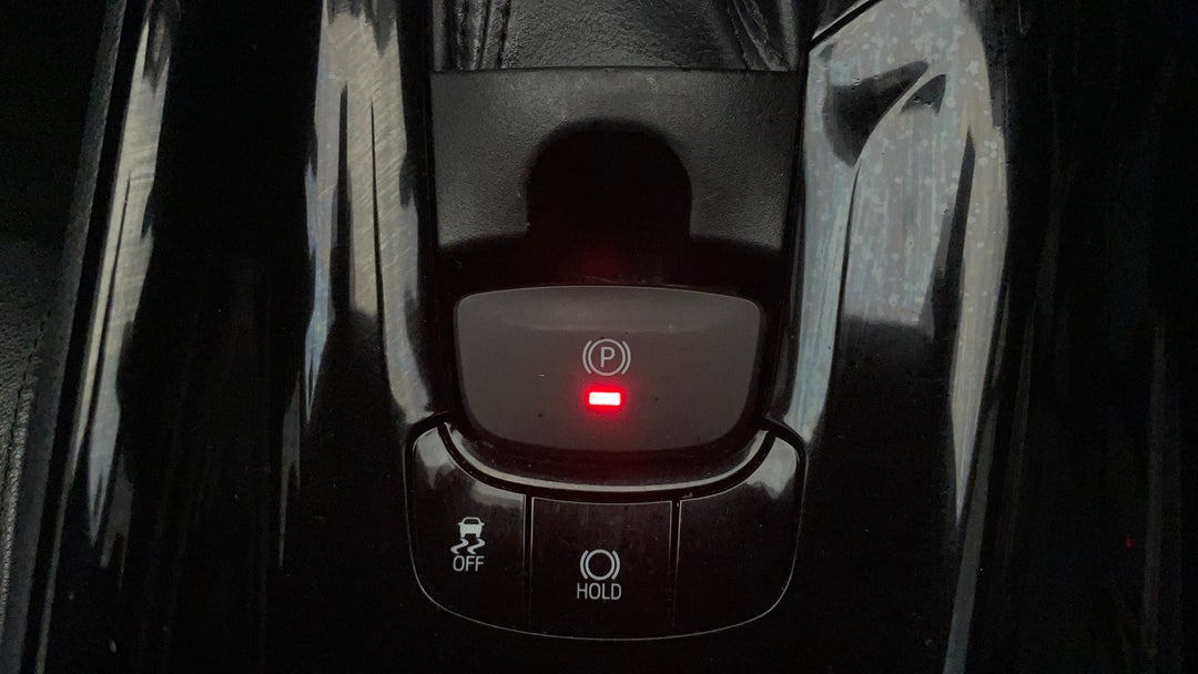 2017 Toyota C-HR Koba (2wd), Automatic, 97125 km, Handbrake