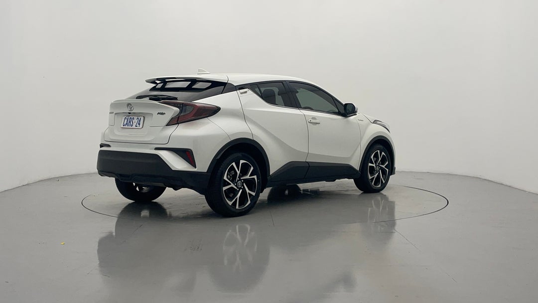 2017 Toyota C-HR Koba (2wd), Automatic, 97125 km, Right Back Diagonal (45- Degree) View