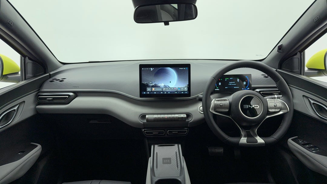 2025 Byd Atto 1 Essential, Automatic, 316 km, Dashboard View