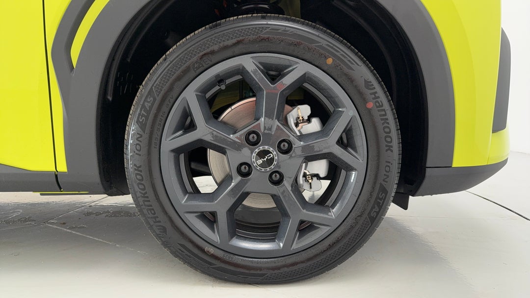 2025 Byd Atto 1 Essential, Automatic, 316 km, Right Front Wheel