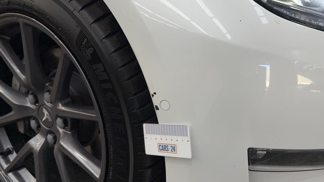 2023 Tesla Model 3 Long Range, Automatic, 59980 km, Bumper Front Chip