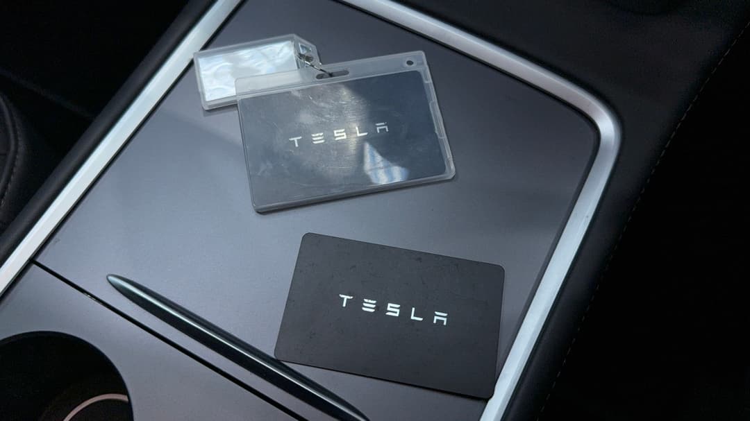 2023 Tesla Model 3 Long Range, Automatic, 59980 km, Key Close-up