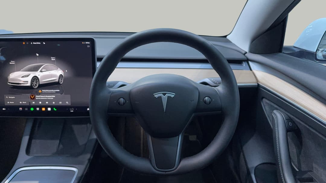 2023 Tesla Model 3 Long Range, Automatic, 59980 km, Steering Wheel Close-up