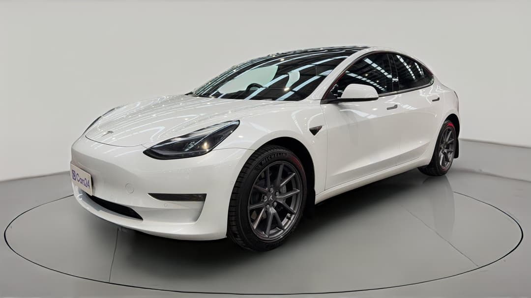 2023 Tesla Model 3 Long Range, Automatic, 59980 km, Left Front Diagonal (45- Degree) View