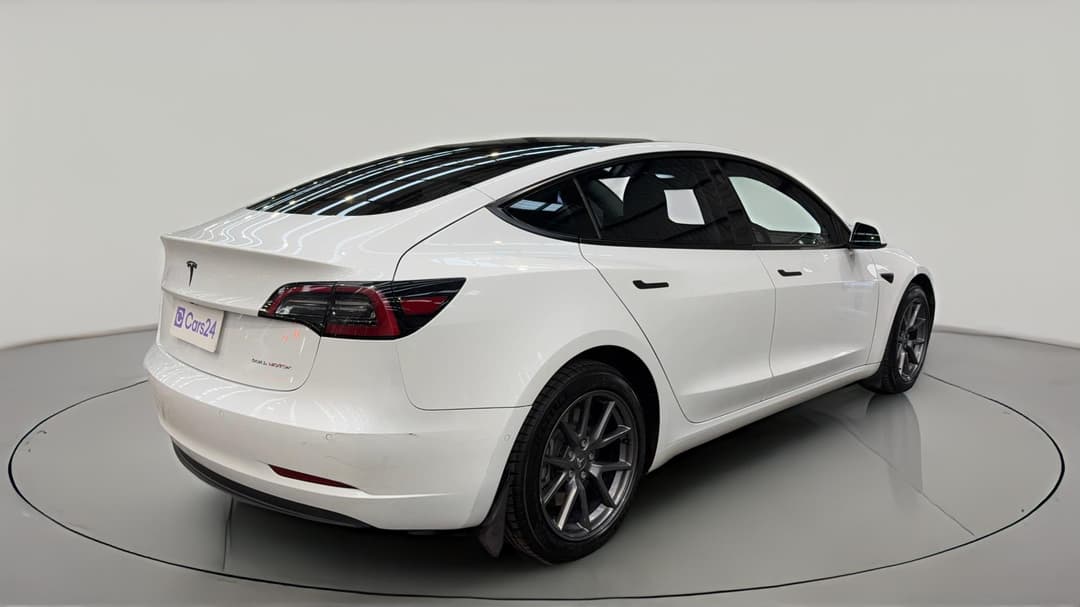 2023 Tesla Model 3 Long Range, Automatic, 59980 km, Right Back Diagonal (45- Degree) View