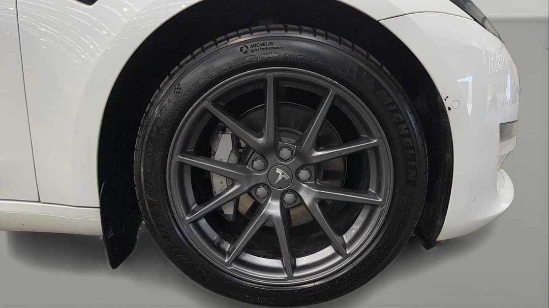 2023 Tesla Model 3 Long Range, Automatic, 59980 km, Right Front Wheel