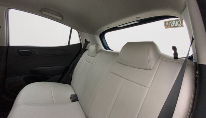2022 Hyundai GRAND I10 NIOS MAGNA CORPORATE EDITION 1.2 KAPPA VTVT, Petrol, Manual, 39,838 km, Right Side Rear Door Cabin