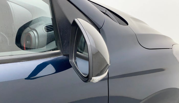 2022 Hyundai GRAND I10 NIOS MAGNA CORPORATE EDITION 1.2 KAPPA VTVT, Petrol, Manual, 39,838 km, Right rear-view mirror - Minor scratches