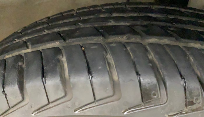 2022 Maruti New Wagon-R LXI 1.0, Petrol, Manual, 13,984 km, Right Front Tyre Tread