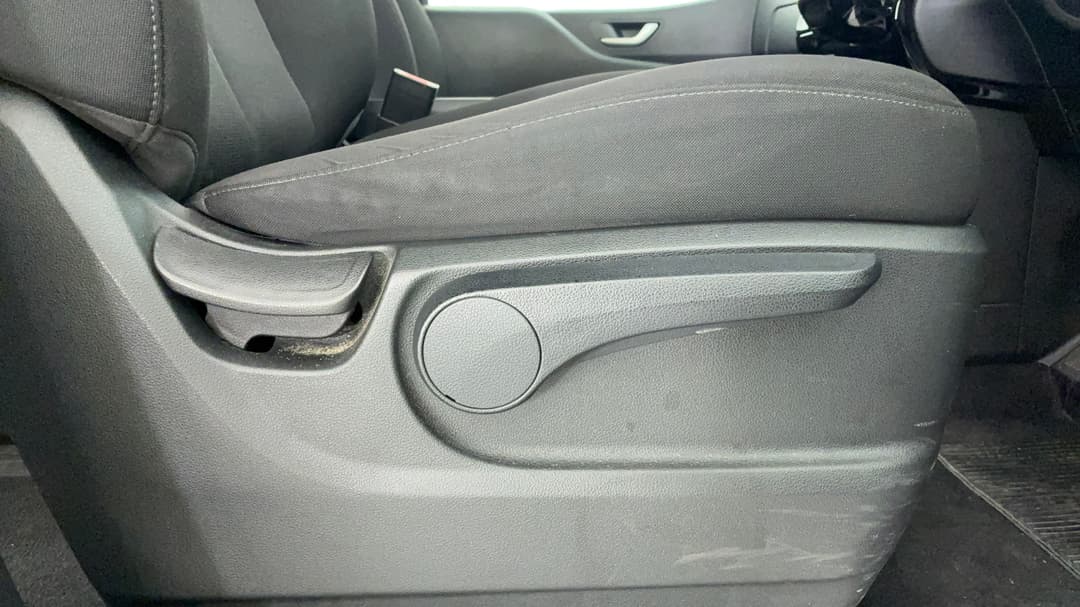 2022 Hyundai Staria Staria, Automatic, 99958 km, Drivers Side Adjustment Panel