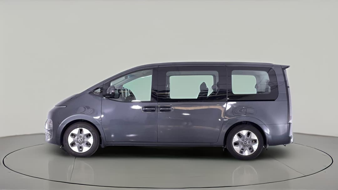 2022 Hyundai Staria Staria, Automatic, 99958 km, Left Side View