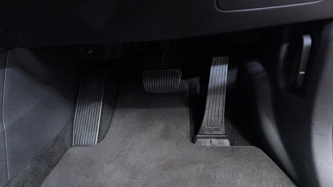 2023 Hyundai Palisade Elite (8 Seat), Automatic, 38231 km, Pedals and Footmat