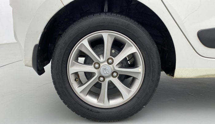 2016 Hyundai Grand i10 ASTA 1.1 (O) CRDI, Diesel, Manual, 43,525 km, Right Rear Wheel
