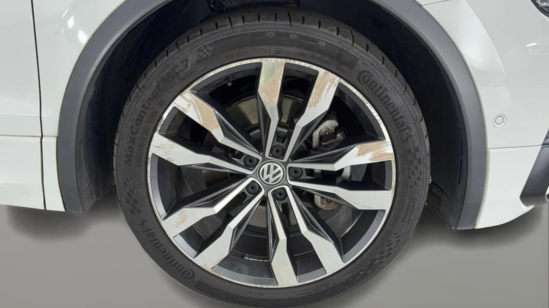 2018 Volkswagen Tiguan Allspace 162 Tsi Highline, Automatic, 98368 km, Right Front Wheel