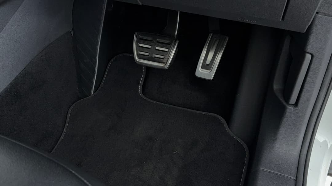 2018 Volkswagen Tiguan Allspace 162 Tsi Highline, Automatic, 98368 km, Pedals and Footmat