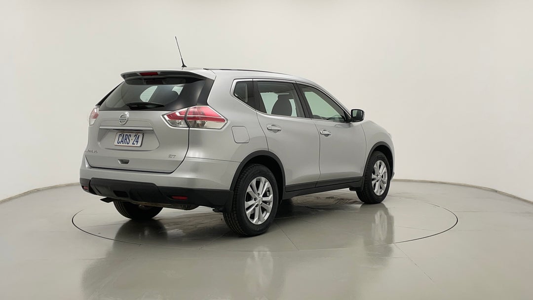 Right Back Diagonal (45- Degree) View