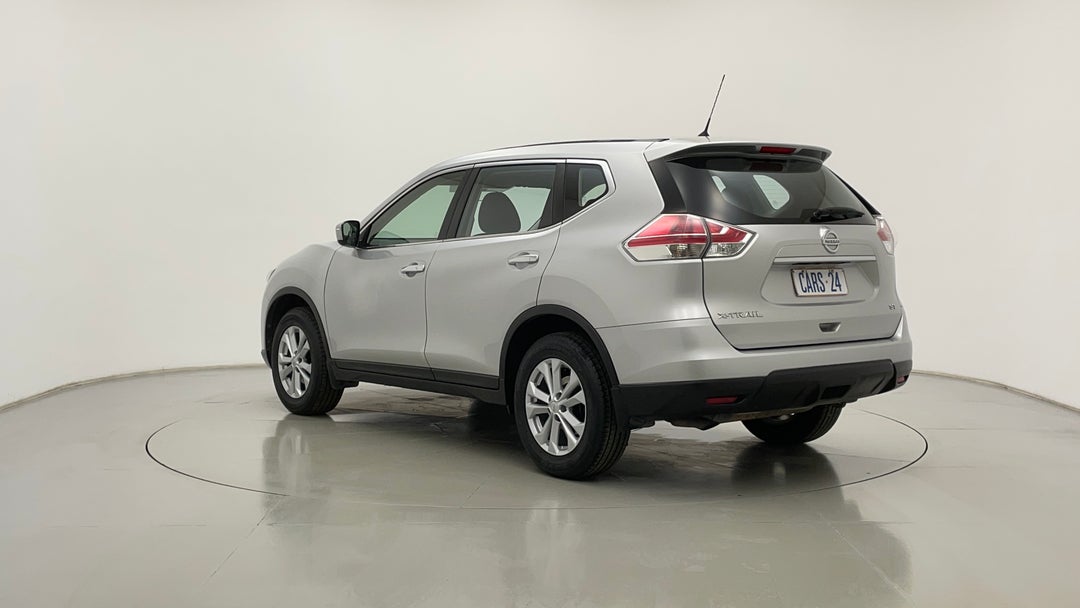 Left Back Diagonal (45- Degree) View