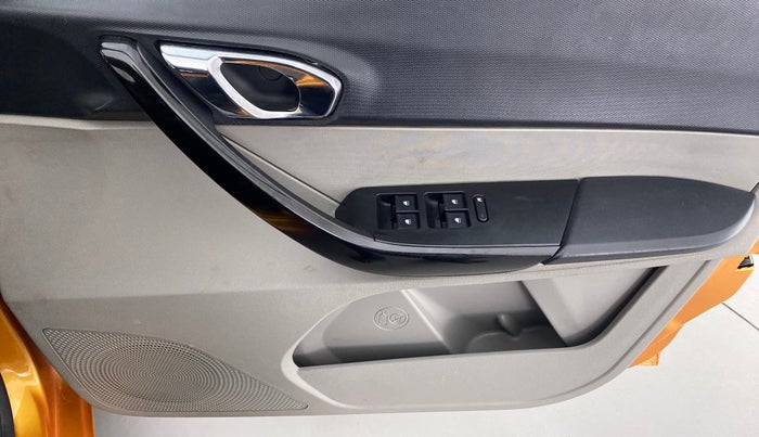 2017 Tata Tiago XZA 1.2 REVOTRON, Petrol, Automatic, 30,777 km, Driver Side Door Panels Control