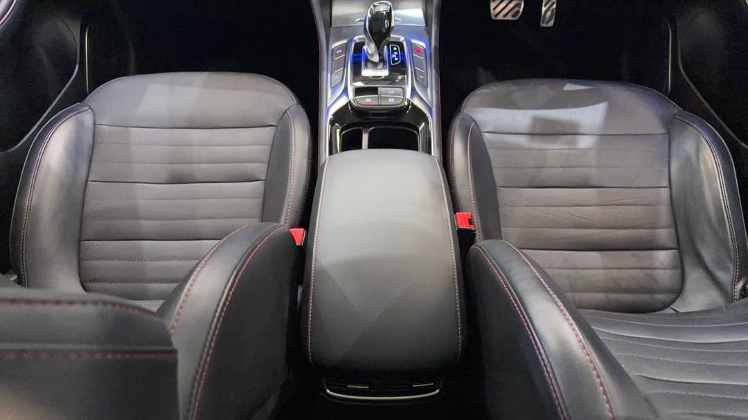 2022 MG HS +ev Phev Essence, Automatic, 29967 km, Center Console