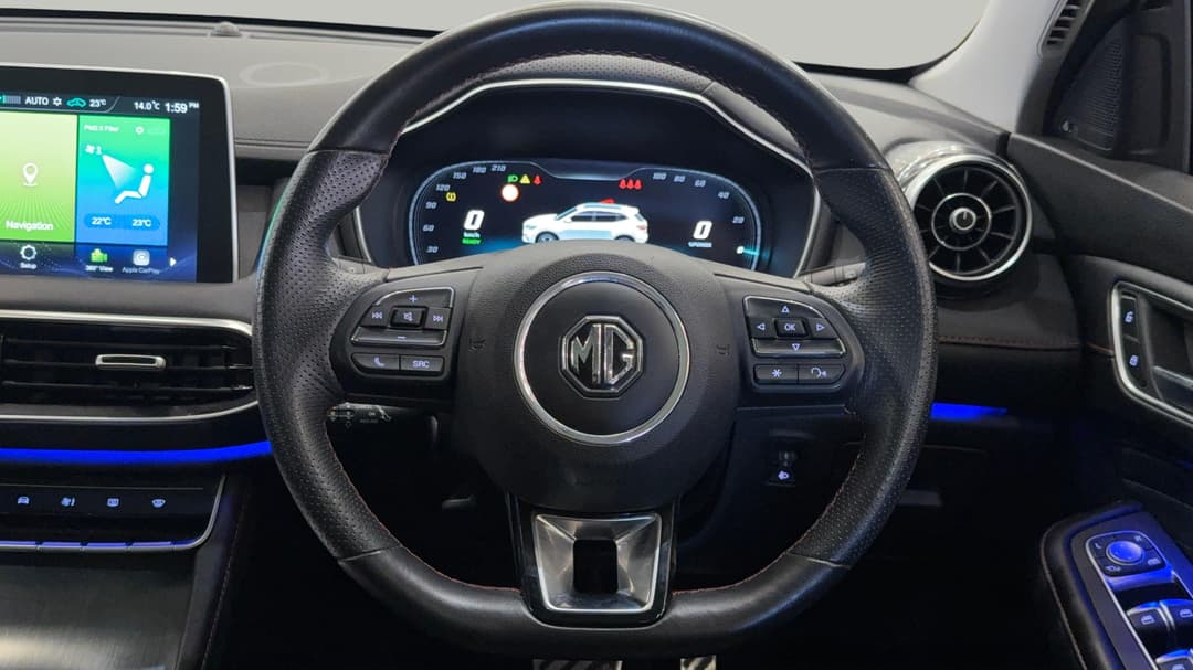 2022 MG HS +ev Phev Essence, Automatic, 29967 km, Steering Wheel Close-up