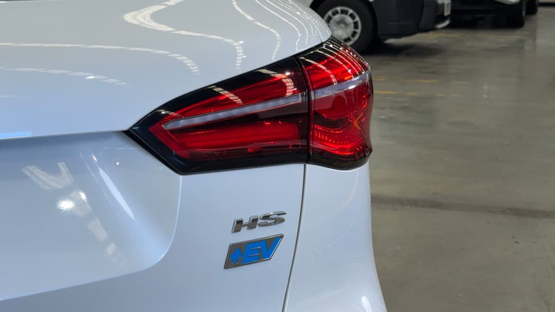 2022 MG HS +ev Phev Essence, Automatic, 29967 km, Badge (Boot Right Side)