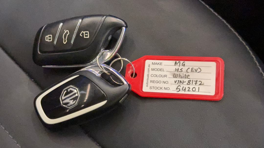 2022 MG HS +ev Phev Essence, Automatic, 29967 km, Key Close-up