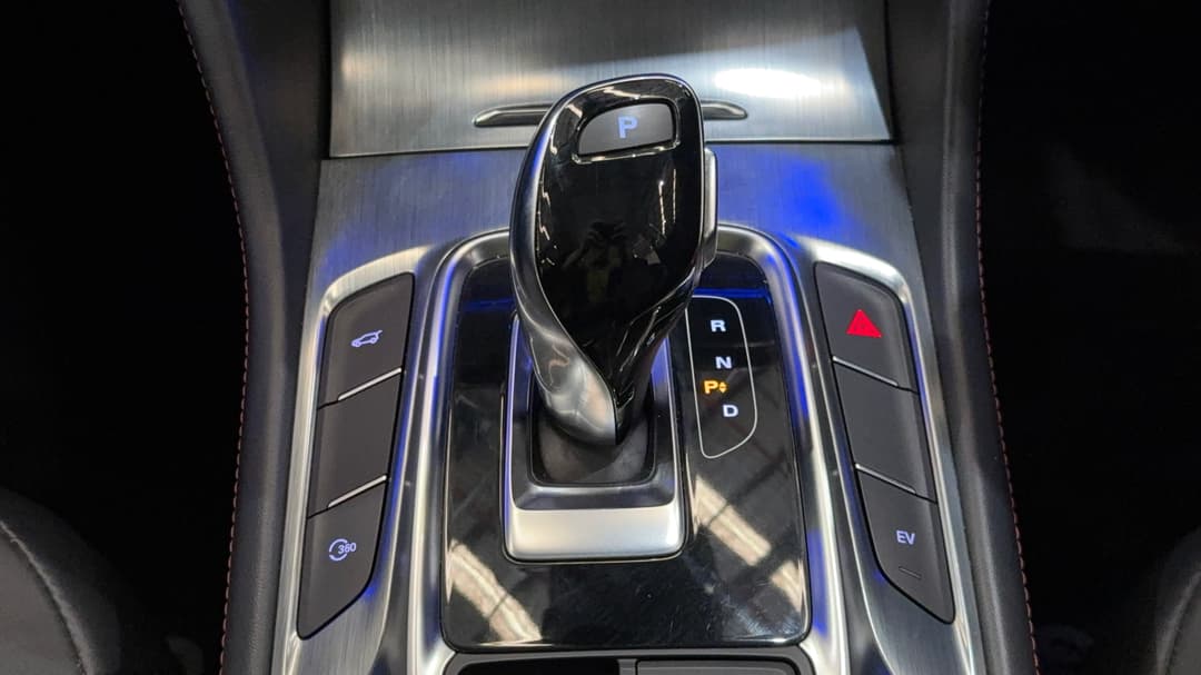 2022 MG HS +ev Phev Essence, Automatic, 29967 km, Gear Lever 