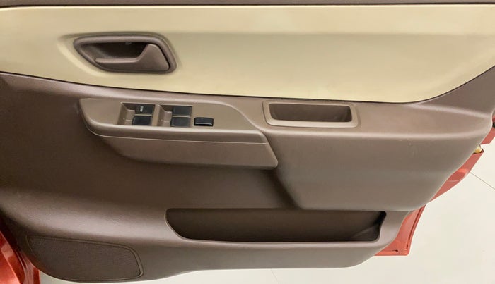 2013 Maruti Zen Estilo VXI, Petrol, Manual, 33,809 km, Driver Side Door Panels Control