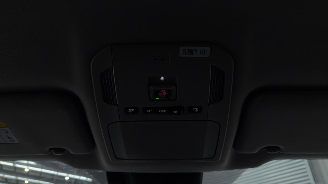 2023 Toyota Kluger Gx Hybrid AWD, Automatic, 26165 km, On-Roof Controls/Sunglass holder