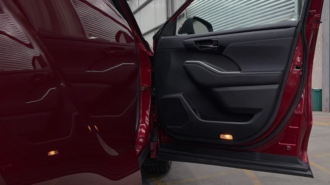 2023 Toyota Kluger Gx Hybrid AWD, Automatic, 26165 km, Speaker View