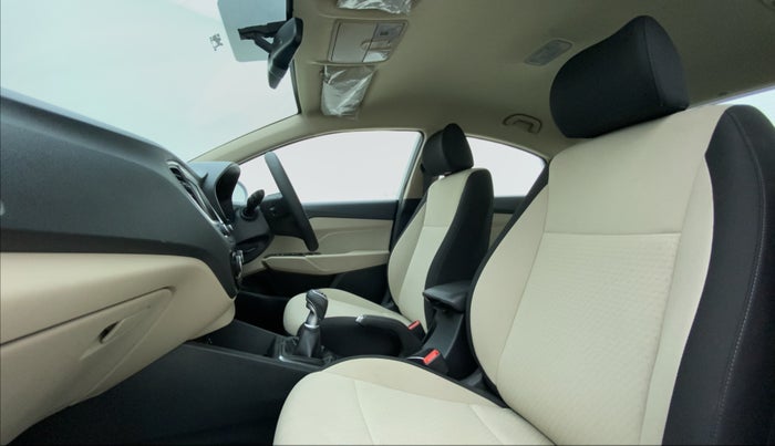 2019 Hyundai Verna 1.6 SX VTVT, Petrol, Manual, 6,321 km, Right Side Front Door Cabin