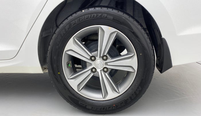2019 Hyundai Verna 1.6 SX VTVT, Petrol, Manual, 6,321 km, Left Rear Wheel