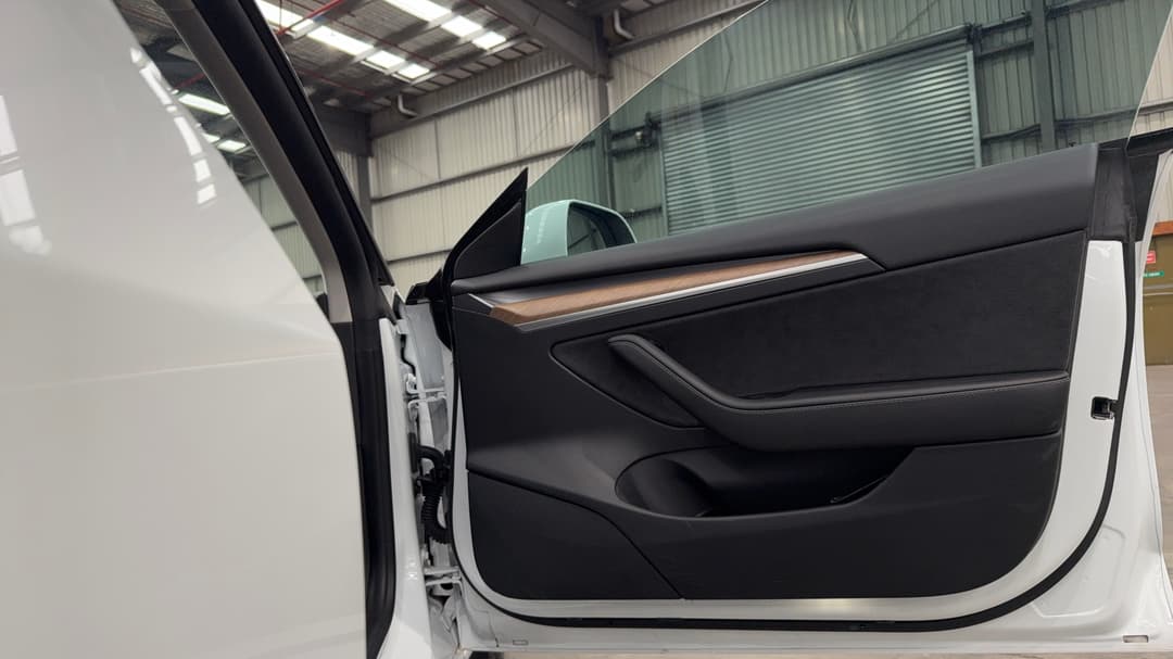 2021 Tesla Model 3 Performance, Automatic, 78643 km, Speaker View