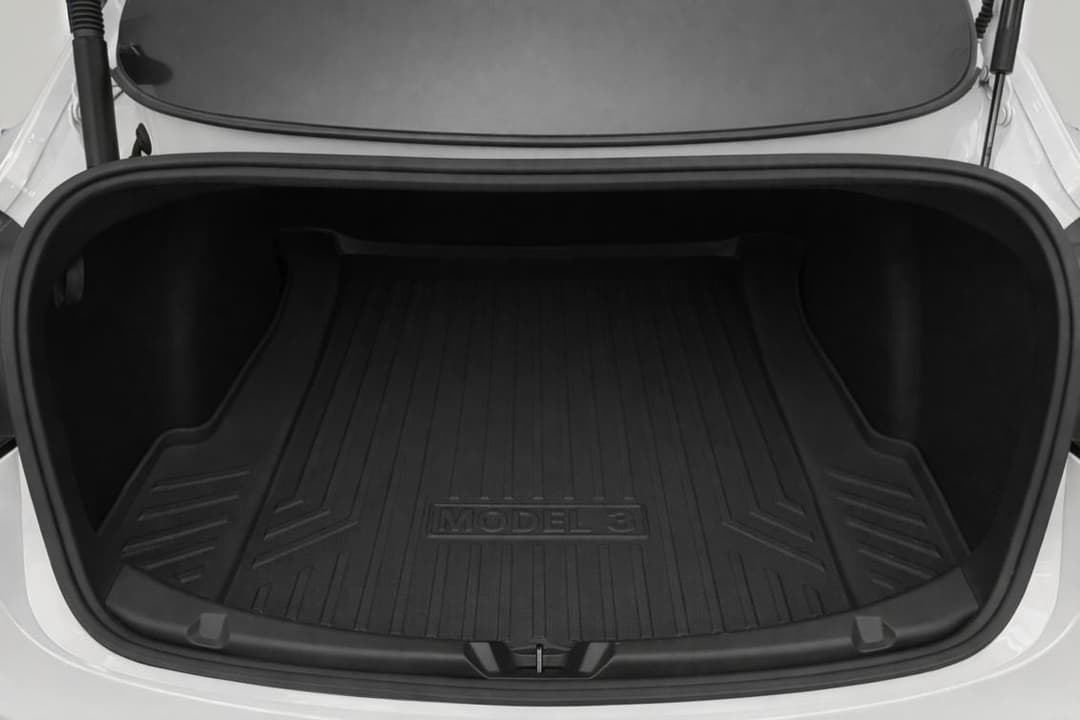 2021 Tesla Model 3 Performance, Automatic, 78643 km, Boot Inside View