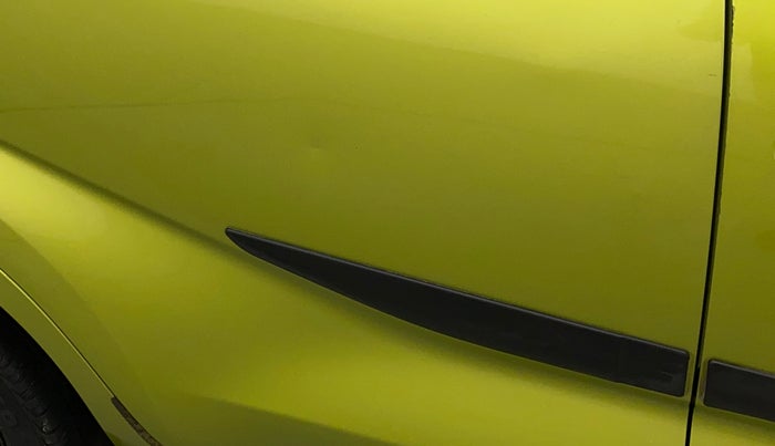 2016 Datsun Redi Go S, Petrol, Manual, 63,912 km, Right rear door - Slightly dented