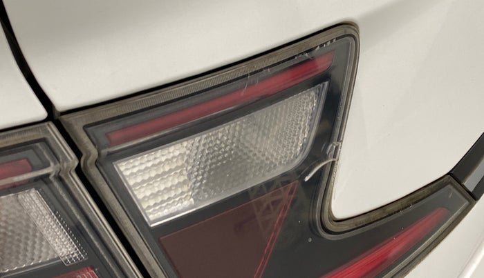 2020 Hyundai AURA SX (O) MT, Petrol, Manual, 23,585 km, Left tail light - Minor damage