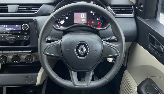 2022 Renault TRIBER 1.0 RXL PETROL, Petrol, Manual, 2,216 km, Steering Wheel Close Up