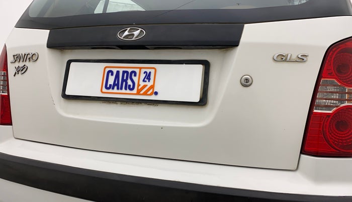 2014 Hyundai Santro Xing GLS PLUS AUDIO, Petrol, Manual, 1,07,067 km, Dicky (Boot door) - Minor scratches
