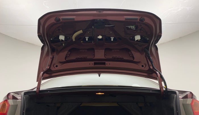 2017 Honda City 1.5L I-VTEC V MT, Petrol, Manual, 78,157 km, Boot Door Open