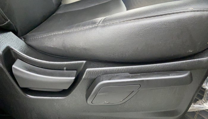 2021 Mahindra Scorpio S11, Diesel, Manual, 11,678 km, Driver Side Adjustment Panel