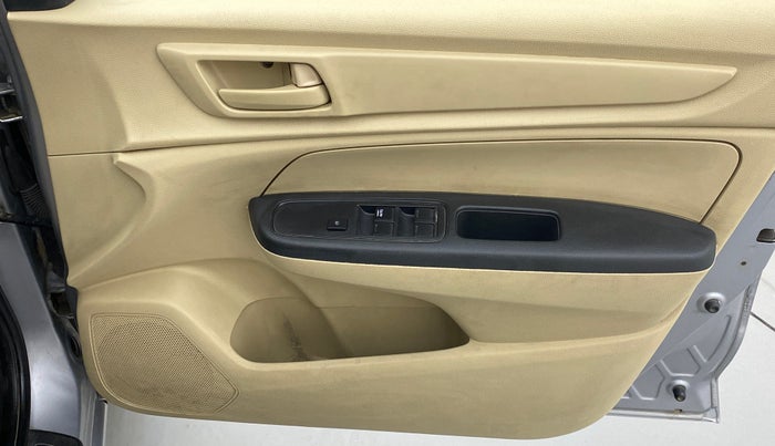 2019 Honda Amaze 1.2 EMT I VTEC, Petrol, Manual, 31,206 km, Driver Side Door Panels Control