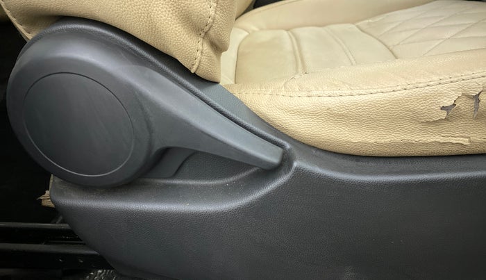 2019 Honda Amaze 1.2 EMT I VTEC, Petrol, Manual, 31,206 km, Driver Side Adjustment Panel