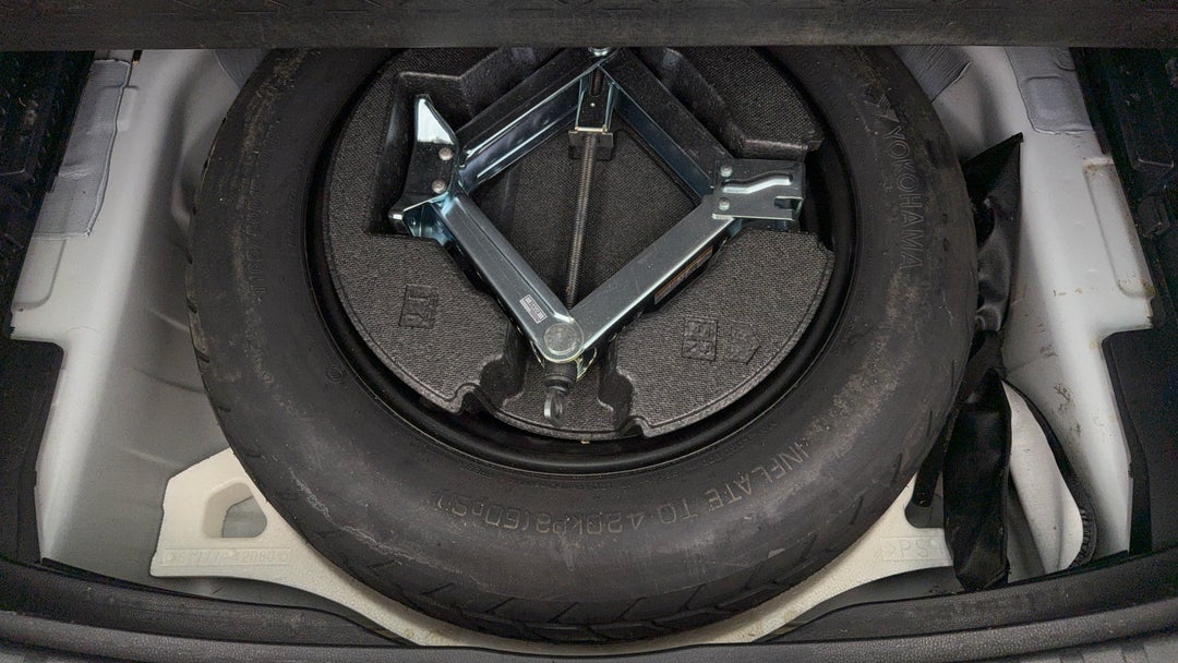 2020 Toyota RAV4 Gx (2WD), Automatic, 85112 km, Spare Wheel