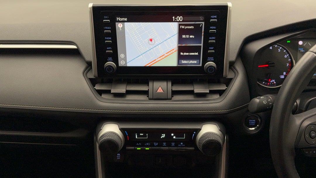 2020 Toyota RAV4 Gx (2WD), Automatic, 85112 km, Center Console