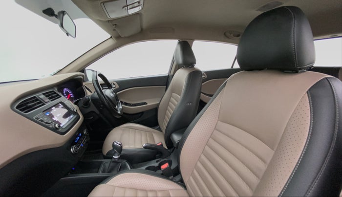 2018 Hyundai Elite i20 ASTA 1.4 CRDI, Diesel, Manual, 51,795 km, Right Side Front Door Cabin View