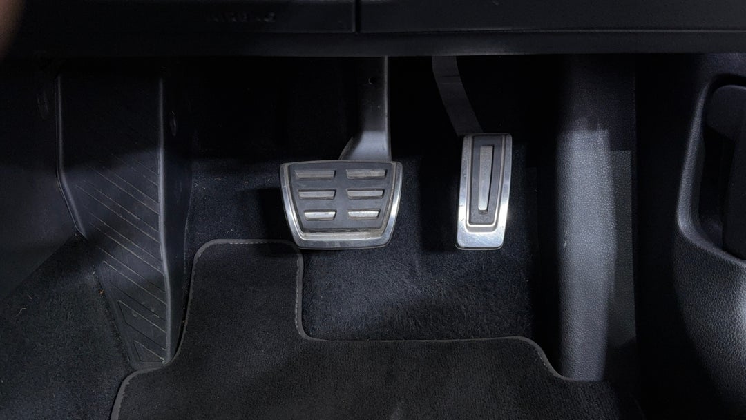 Pedals and Footmat