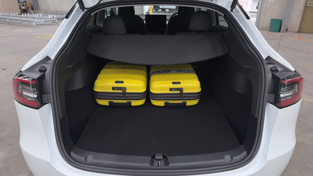 2023 Tesla Model Y Rear-wheel Drive, Automatic, 45003 km, Boot Inside View with Luggage