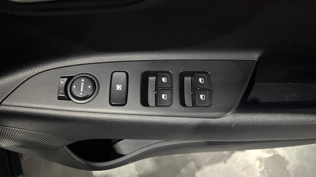 2023 Kia Stonic S, Automatic, 45051 km, Drivers Side Door Panel Controls
