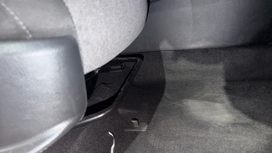 2023 Kia Stonic S, Automatic, 45051 km, Drivers Side Adjustment Panel