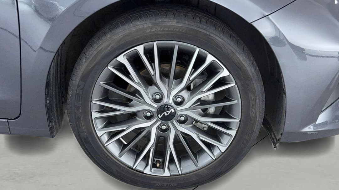 2022 Kia Cerato Sport, Automatic, 45683 km, Right Front Wheel